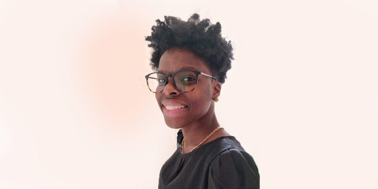 Two Strand Twist Out on a Tapered Cut